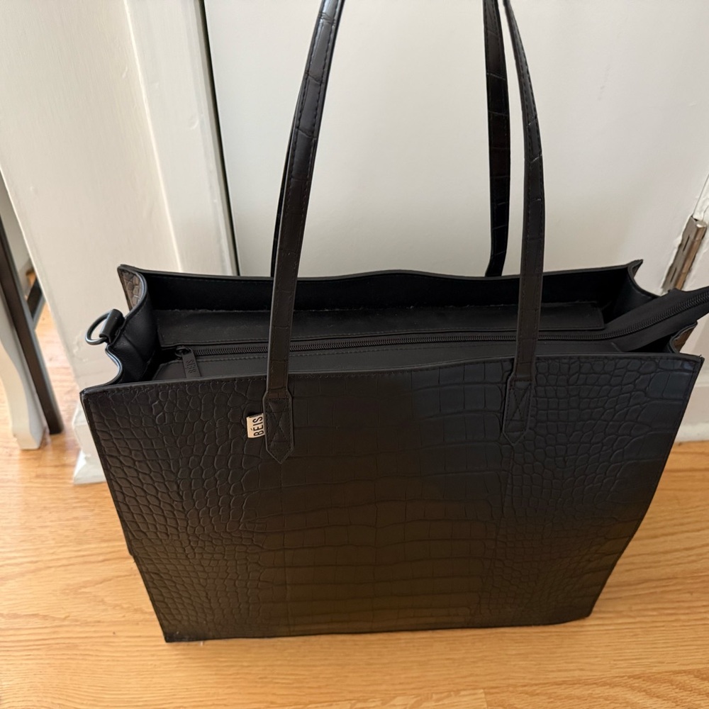 Beis The Work Tote Size large
